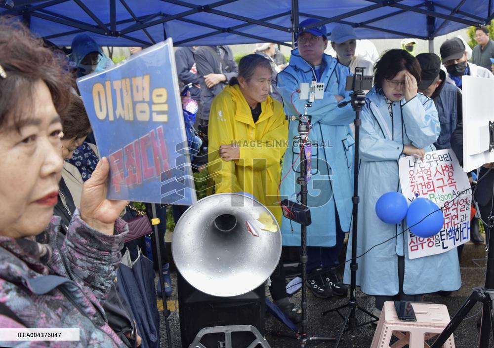 S. Korea court overturns acquittal of opposition presidential hopeful