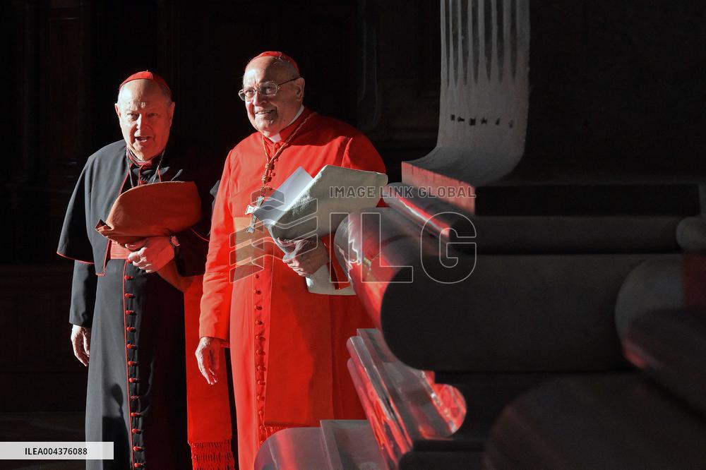 Mass On Fifth Days of Mourning for Late Pope Francis - Vatican