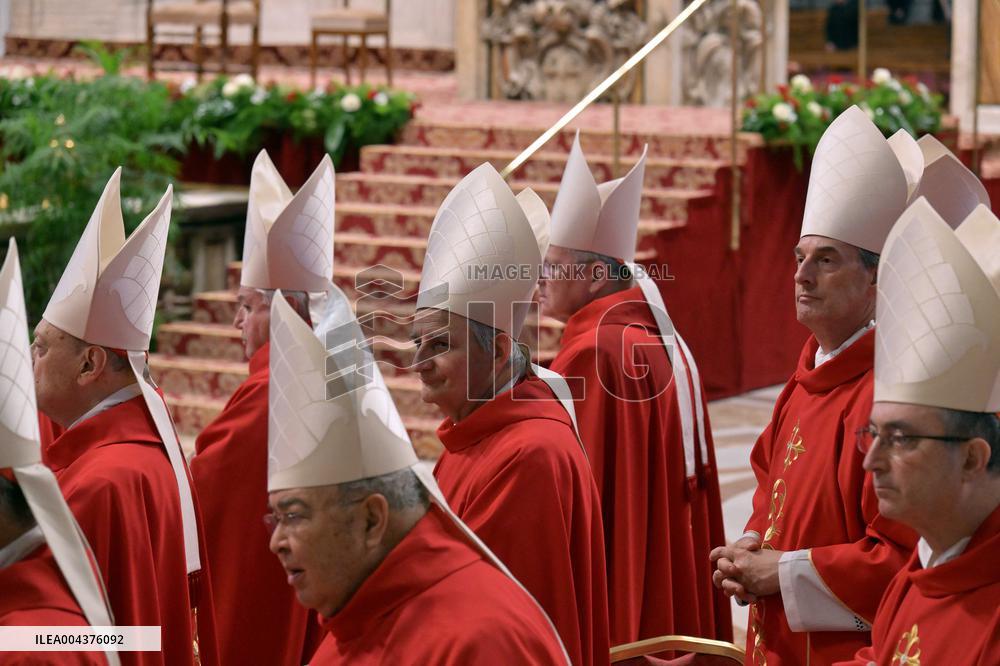 Mass On Fifth Days of Mourning for Late Pope Francis - Vatican