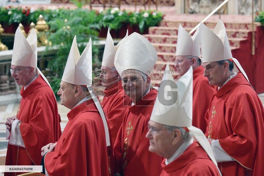 Mass On Fifth Days of Mourning for Late Pope Francis - Vatican