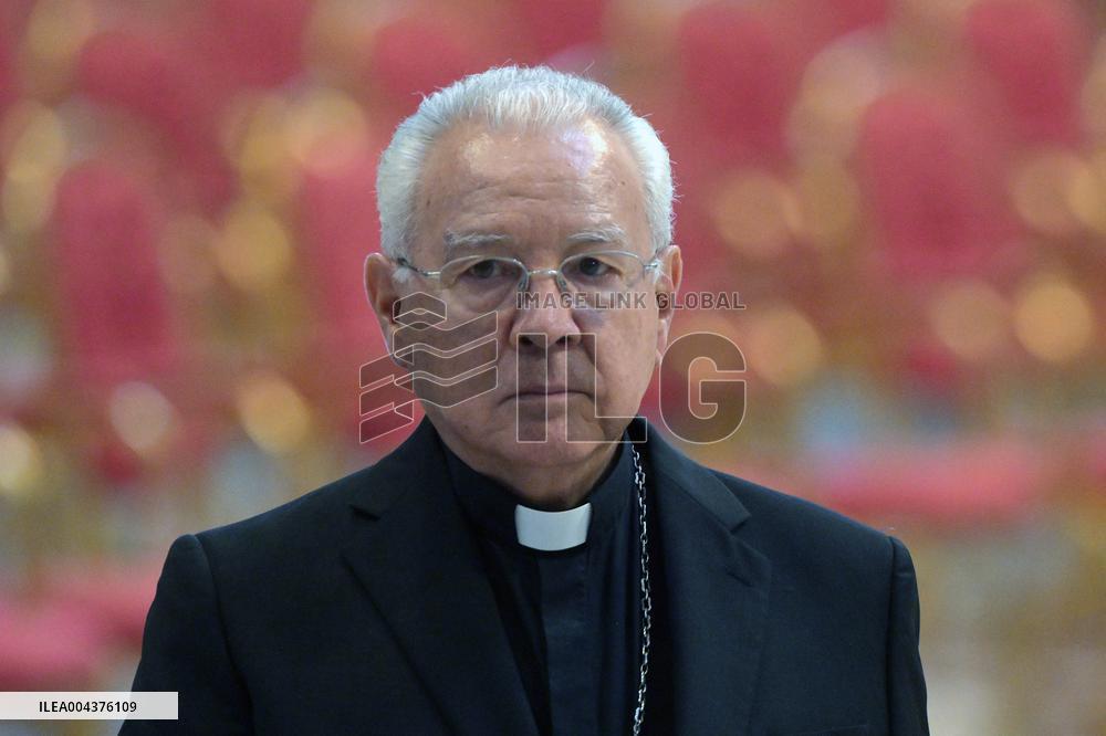 Mass On Fifth Days of Mourning for Late Pope Francis - Vatican