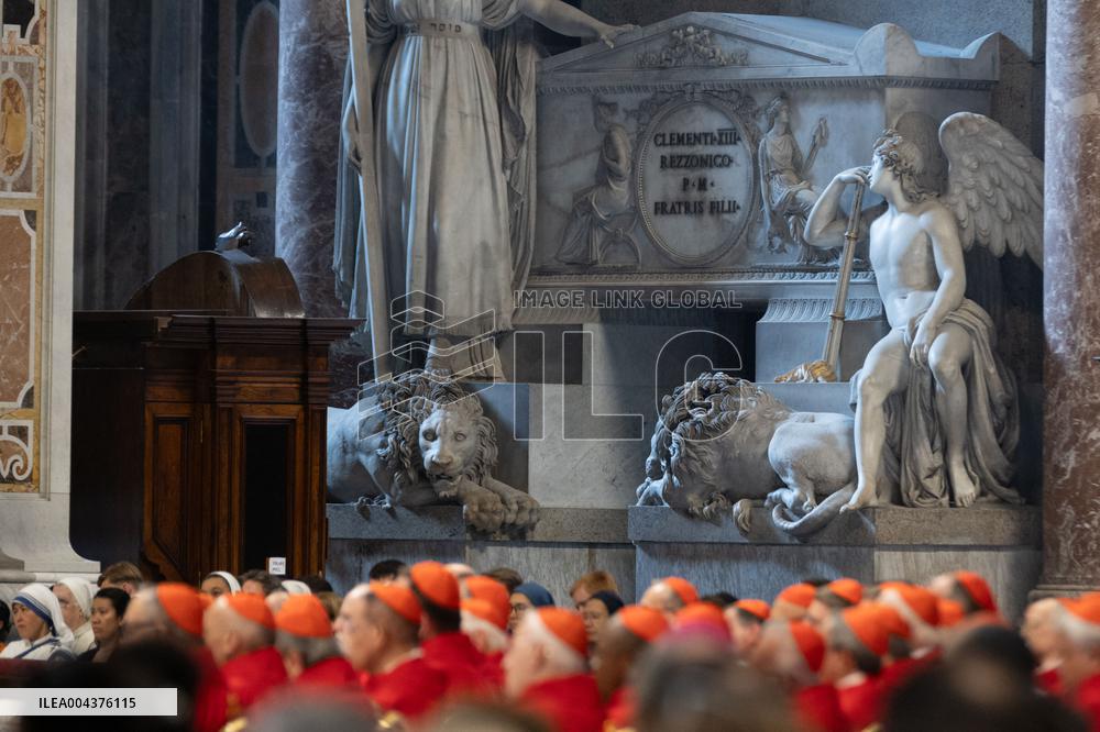 Mass On Fifth Days of Mourning for Late Pope Francis - Vatican