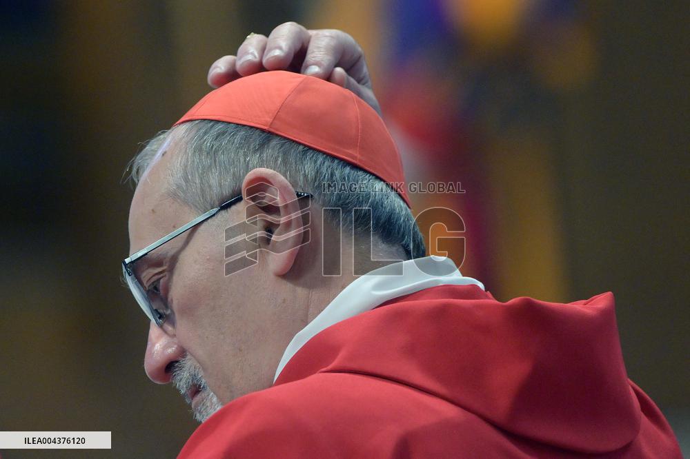 Mass On Fifth Days of Mourning for Late Pope Francis - Vatican