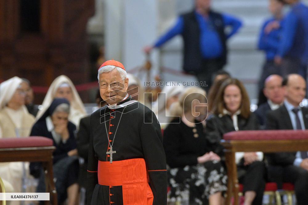 Mass On Fifth Days of Mourning for Late Pope Francis - Vatican