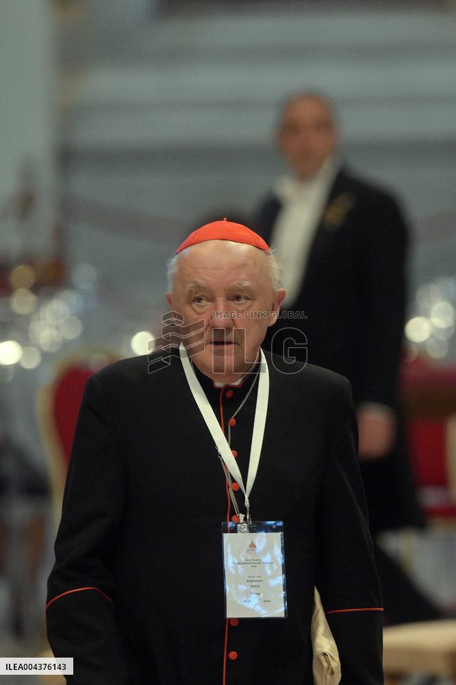 Mass On Fifth Days of Mourning for Late Pope Francis - Vatican