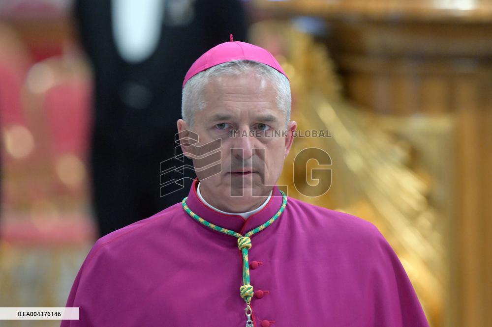 Mass On Fifth Days of Mourning for Late Pope Francis - Vatican