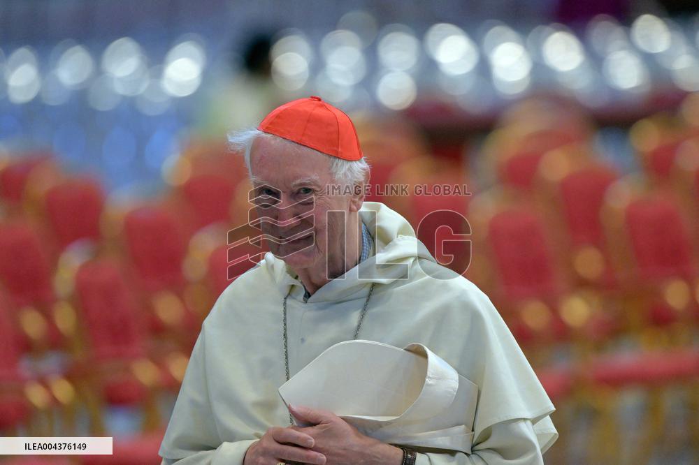 Mass On Fifth Days of Mourning for Late Pope Francis - Vatican