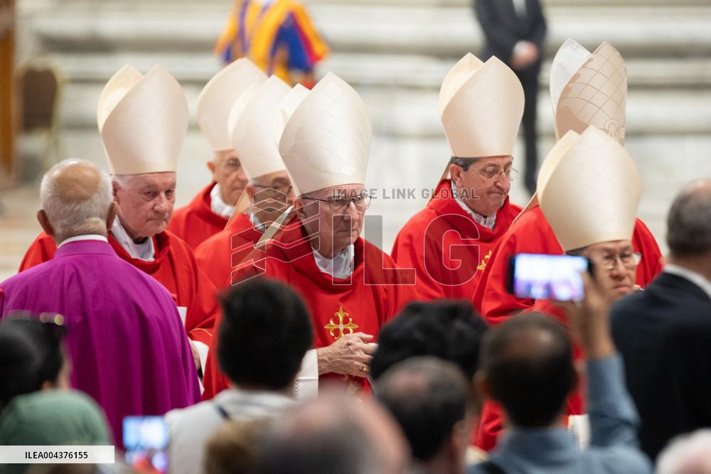 Mass On Fifth Days of Mourning for Late Pope Francis - Vatican