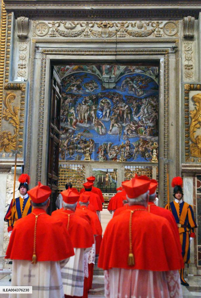 File - Conclave at the Vatican