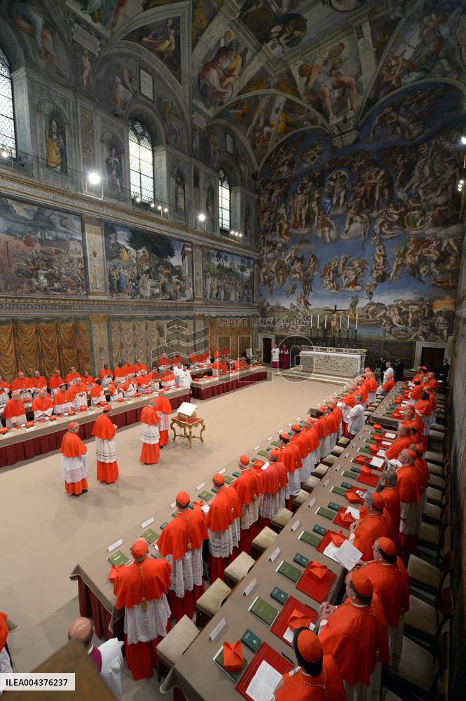 File - Conclave at the Vatican