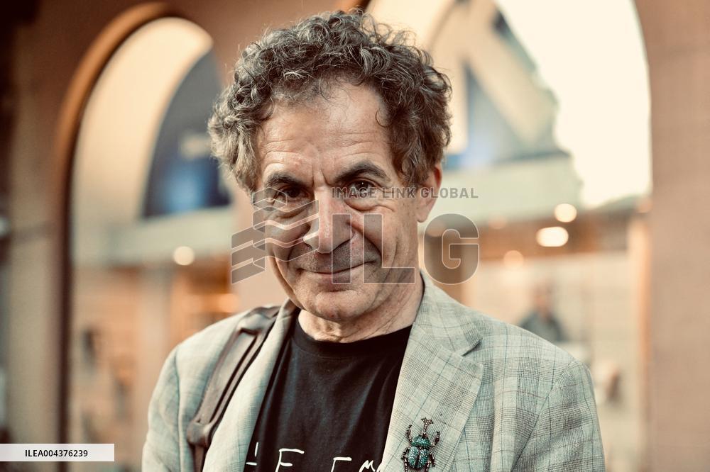 Etienne Klein Portrait - Strasbourg