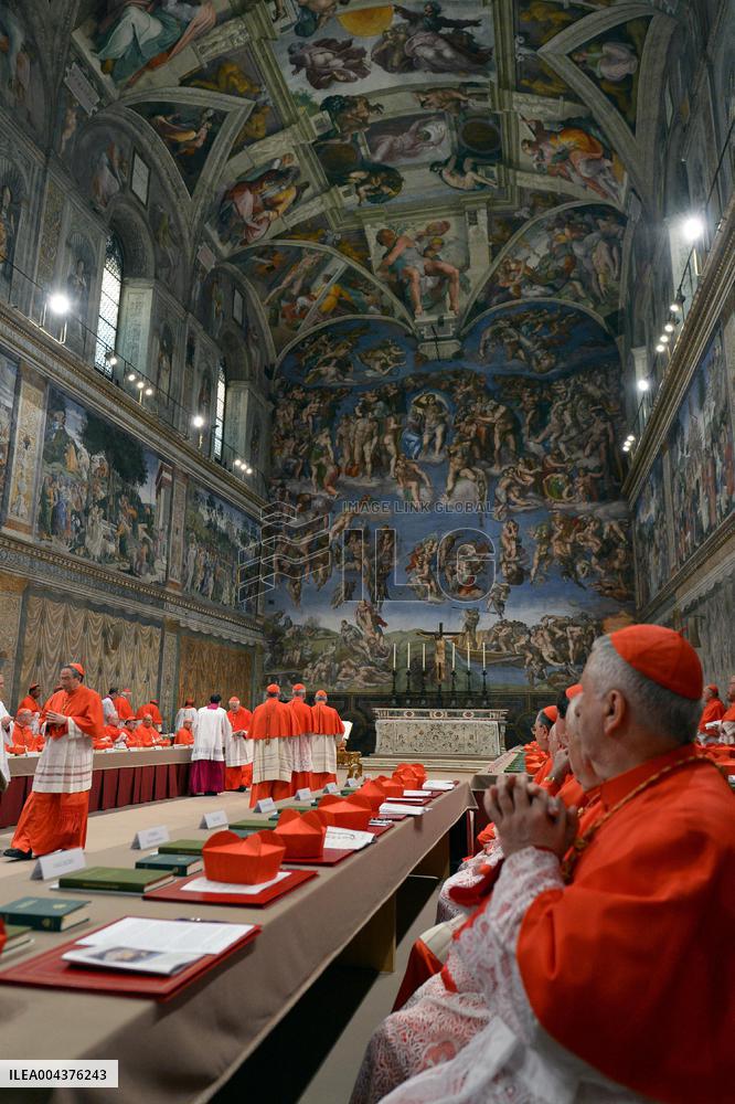 File - Conclave at the Vatican