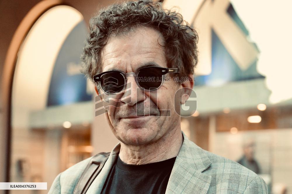 Etienne Klein Portrait - Strasbourg