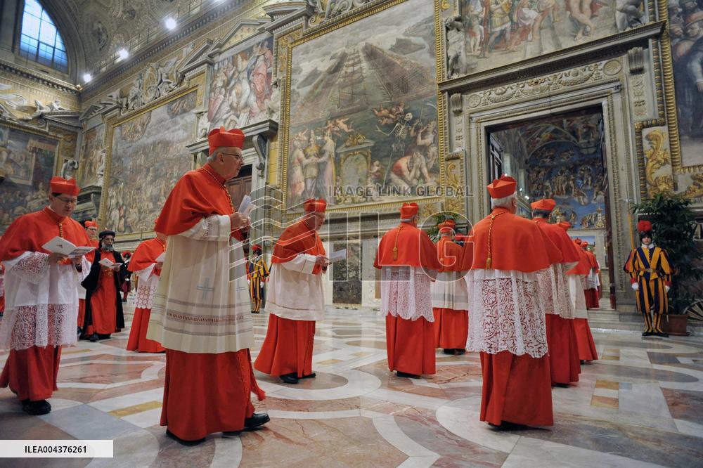 File - Conclave at the Vatican
