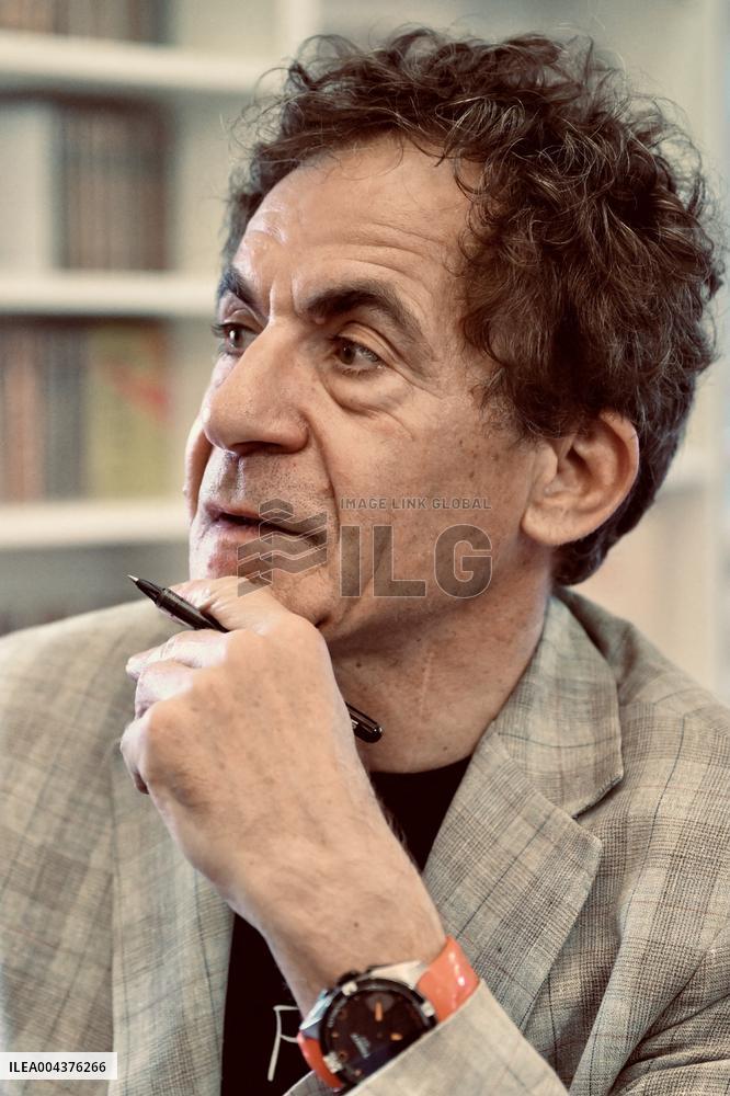 Etienne Klein Portrait - Strasbourg