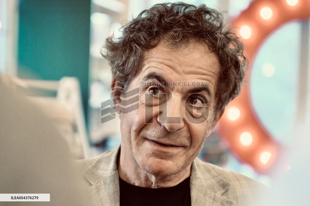 Etienne Klein Portrait - Strasbourg