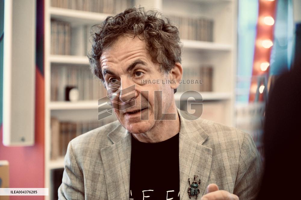 Etienne Klein Portrait - Strasbourg