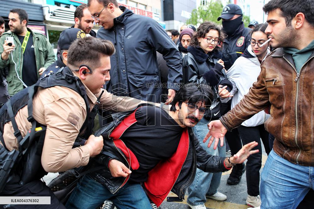 Police Arrest Demonstrators Of May Day March - Istanbul