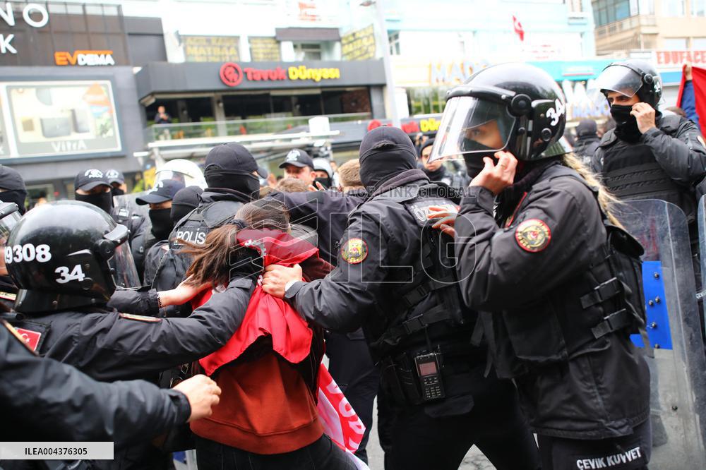 Police Arrest Demonstrators Of May Day March - Istanbul