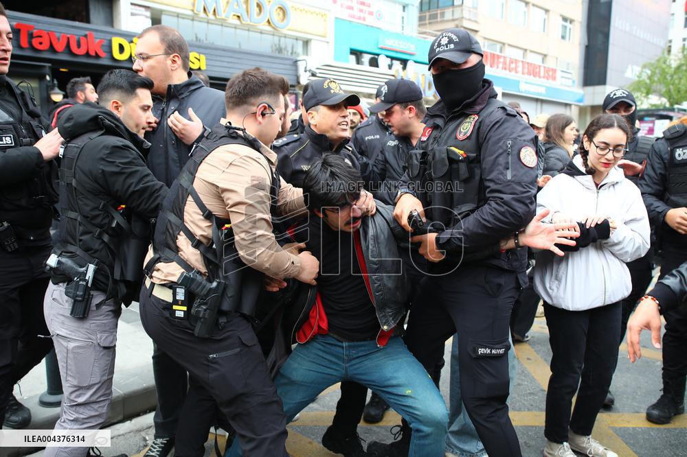 Police Arrest Demonstrators Of May Day March - Istanbul