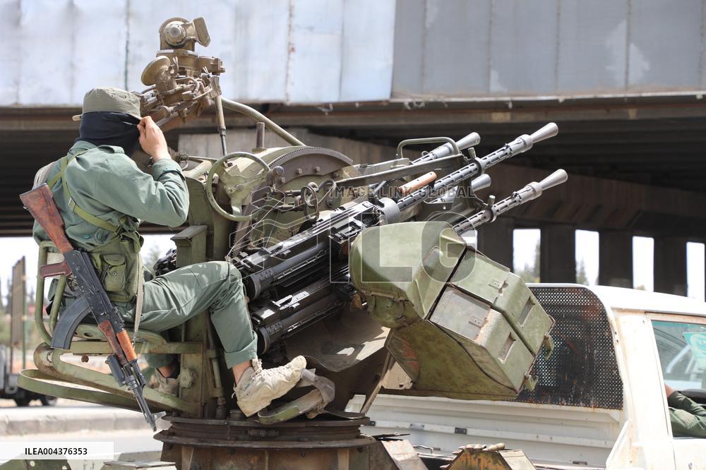 Conflict Intensifies Between Syrian Armed Forces and Druze - Syria