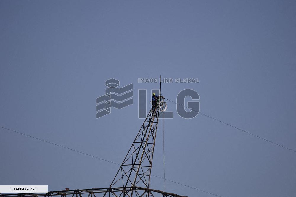 Installation of A High-Voltage Line - Essonne