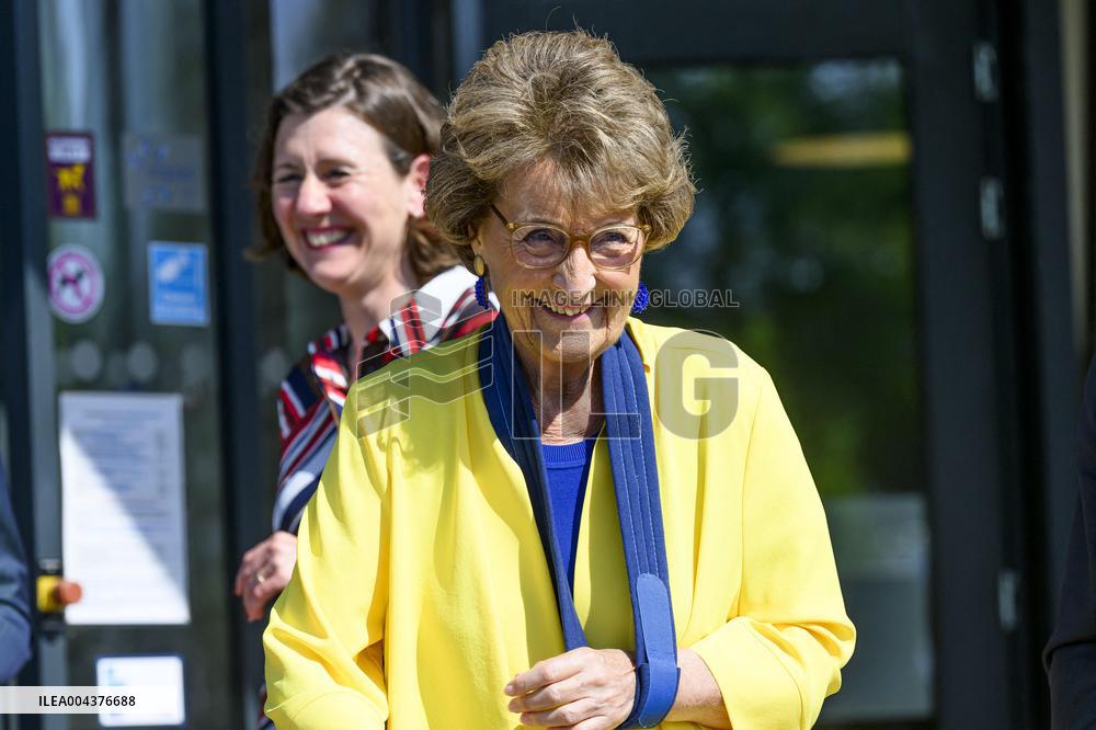 Princess Margriet Opens Exhibition Indigenous Liberators - Netherlands