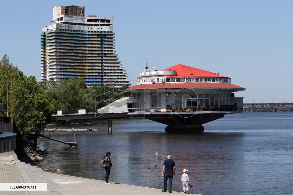 Fountains spring to life in Dnipro