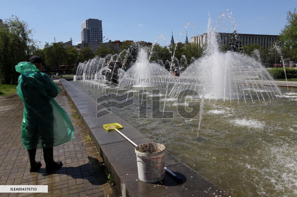Fountains spring to life in Dnipro