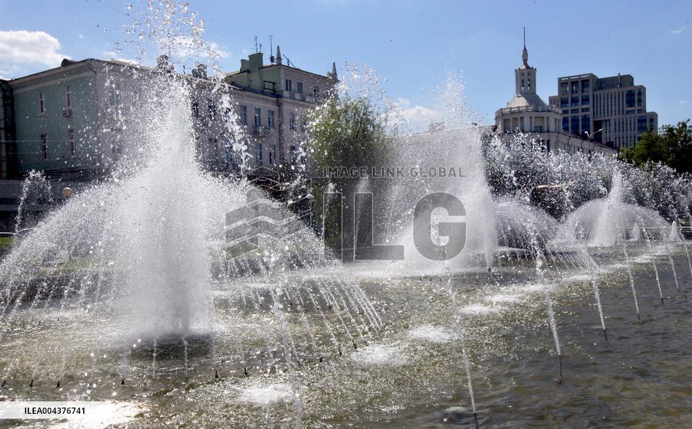Fountains spring to life in Dnipro