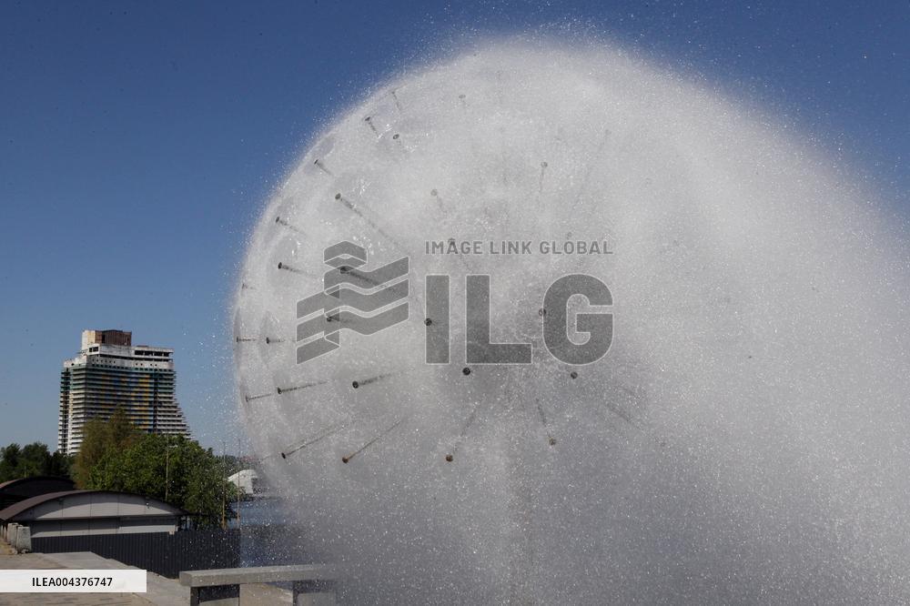 Fountains spring to life in Dnipro
