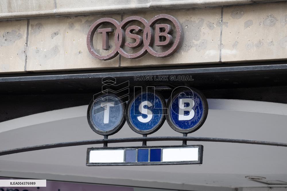 Shop Signs - St Andrews