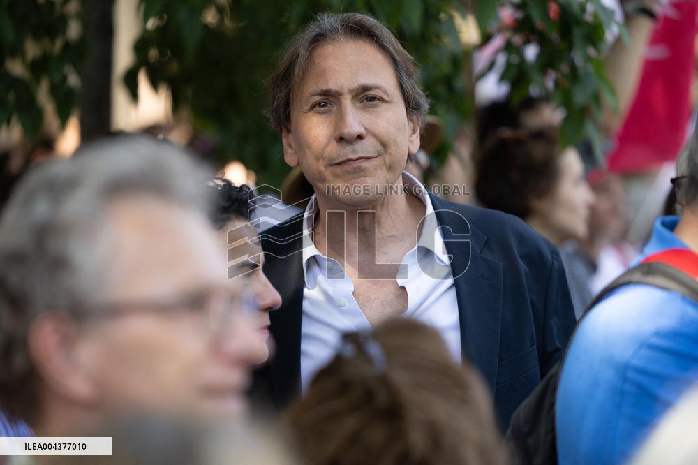 Socialist Party exfiltrated from Labour Day Rally - Paris RL