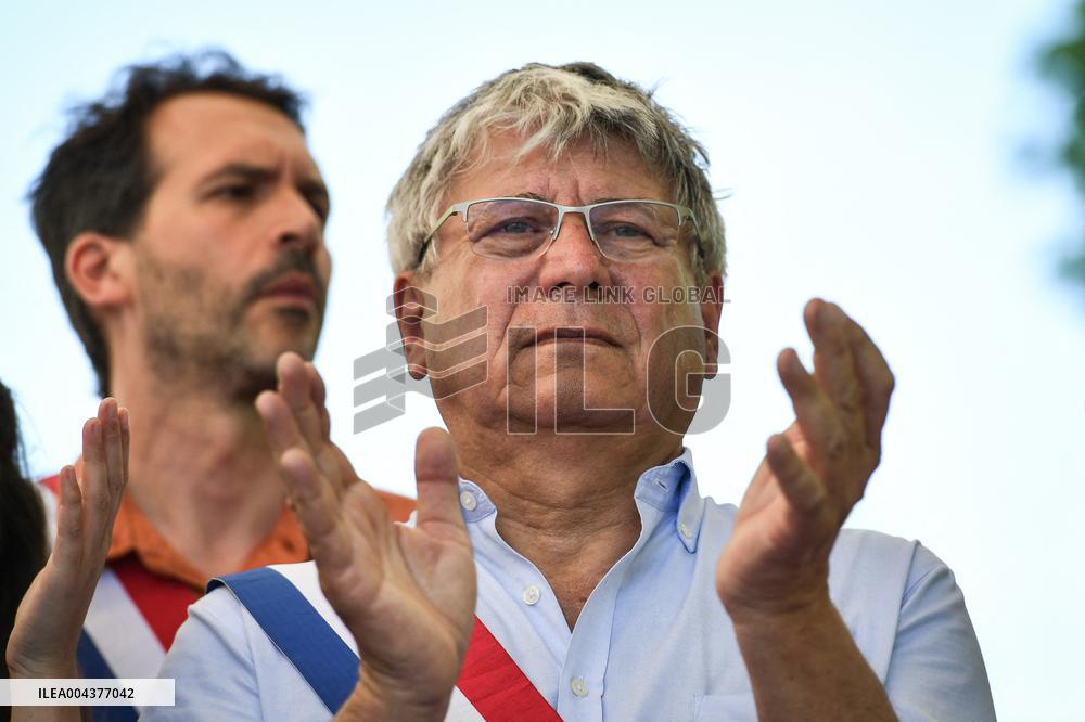 Jean-Luc Melenchon speaks on May Day in Paris FA