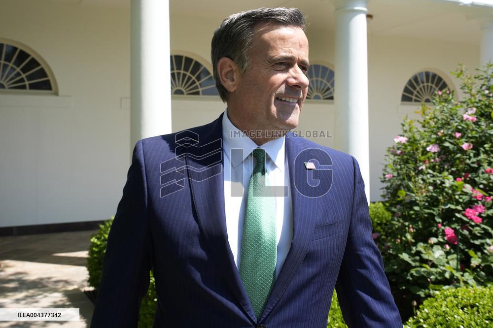 Donald Trump in a National Day of Prayer - Washington