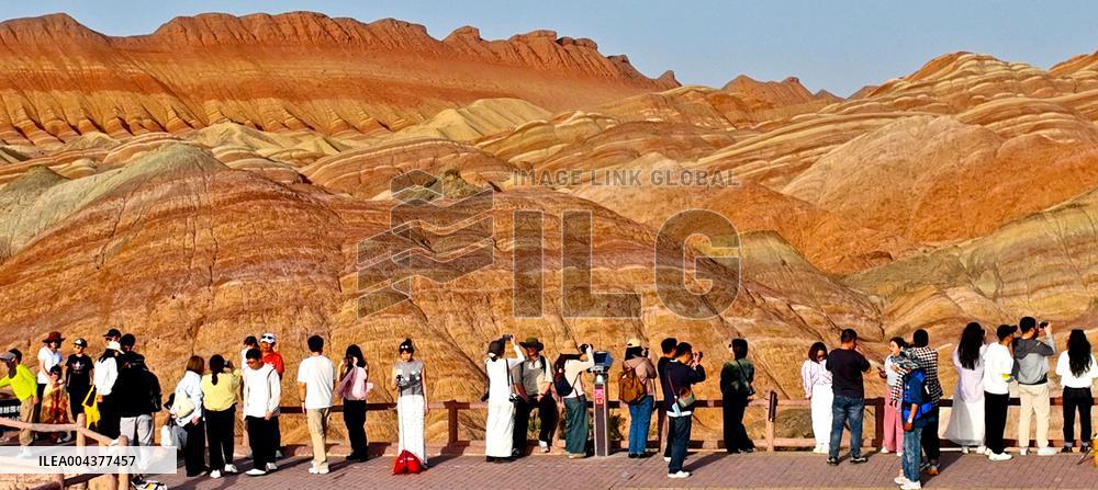 Danxia Landform Tour in Zhangye