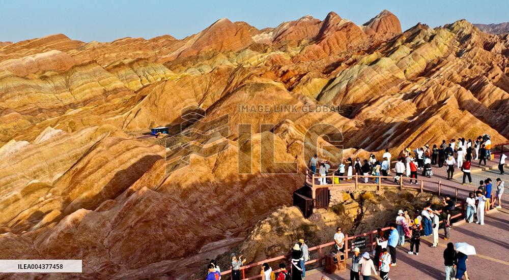 Danxia Landform Tour in Zhangye
