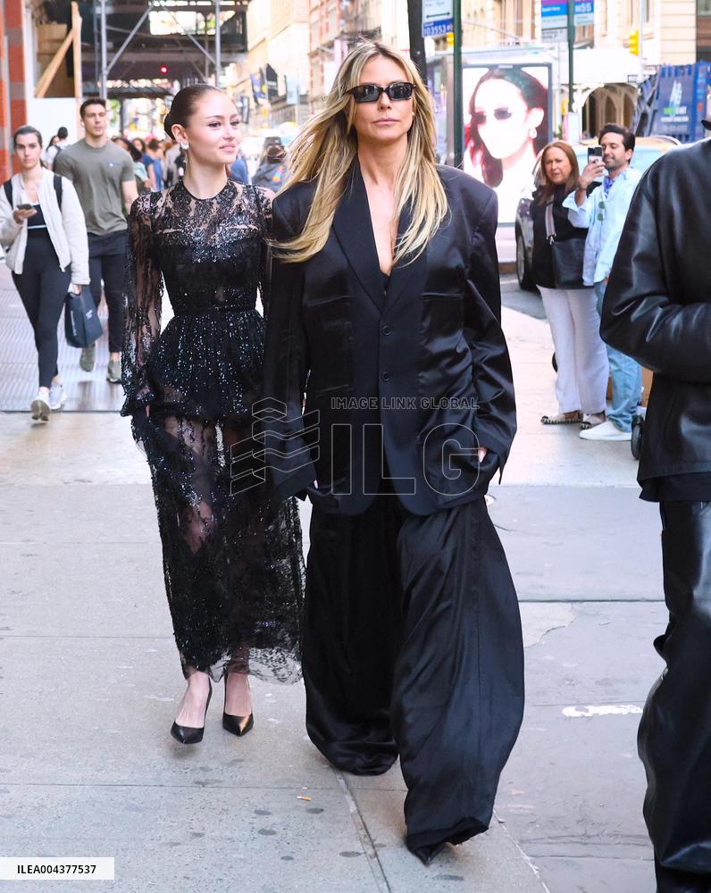 Heidi Klum Out And About - NYC