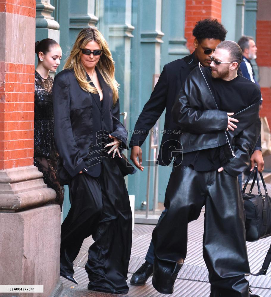 Heidi Klum Out And About - NYC