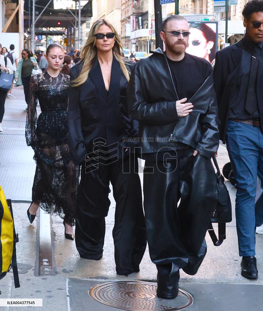 Heidi Klum Out And About - NYC