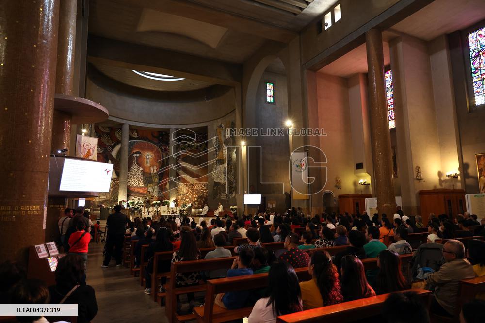Cardinal Tagle Celebrates Mass in Centocelle - Rome