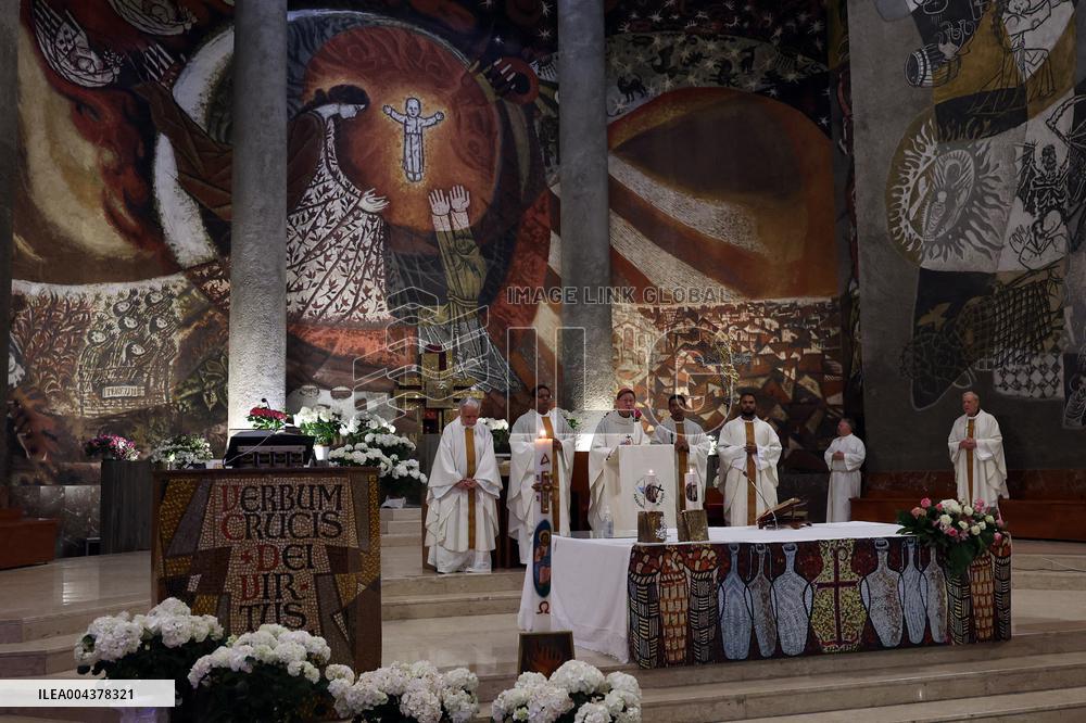 Cardinal Tagle Celebrates Mass in Centocelle - Rome