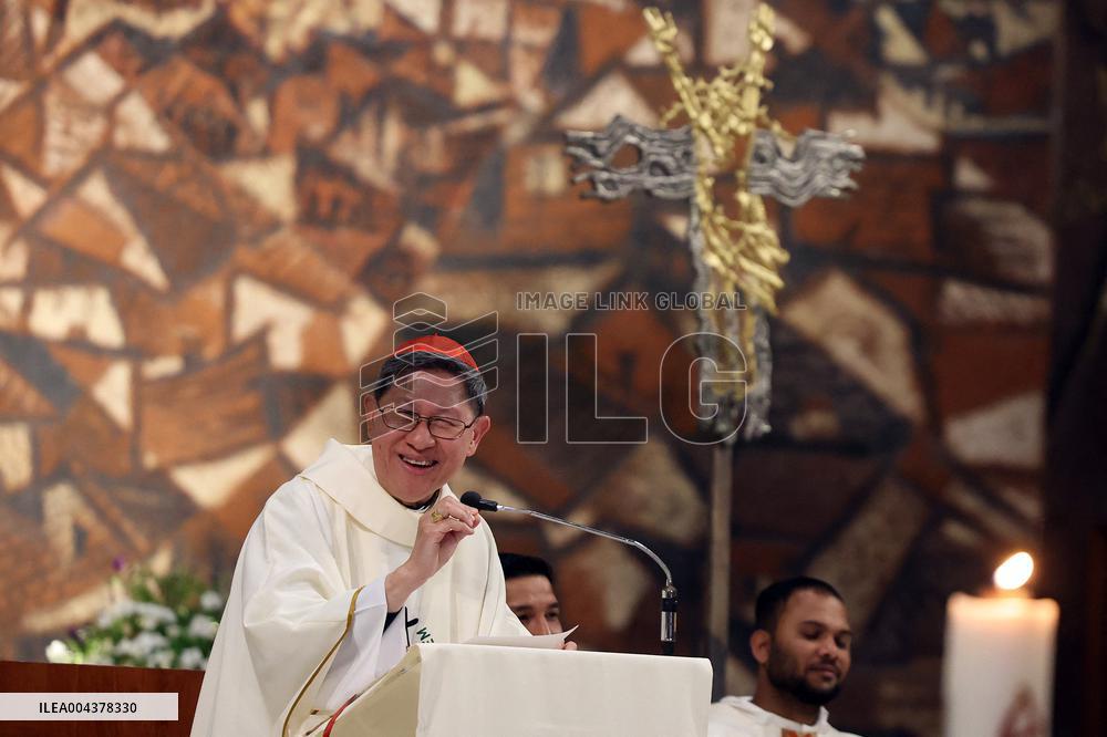 Cardinal Tagle Celebrates Mass in Centocelle - Rome