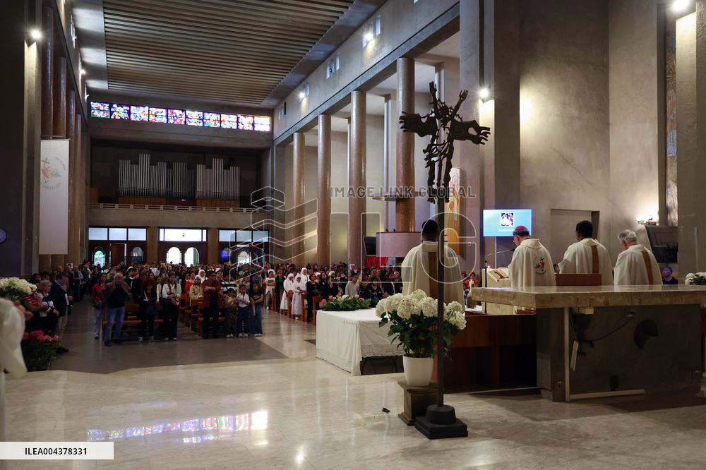 Cardinal Tagle Celebrates Mass in Centocelle - Rome