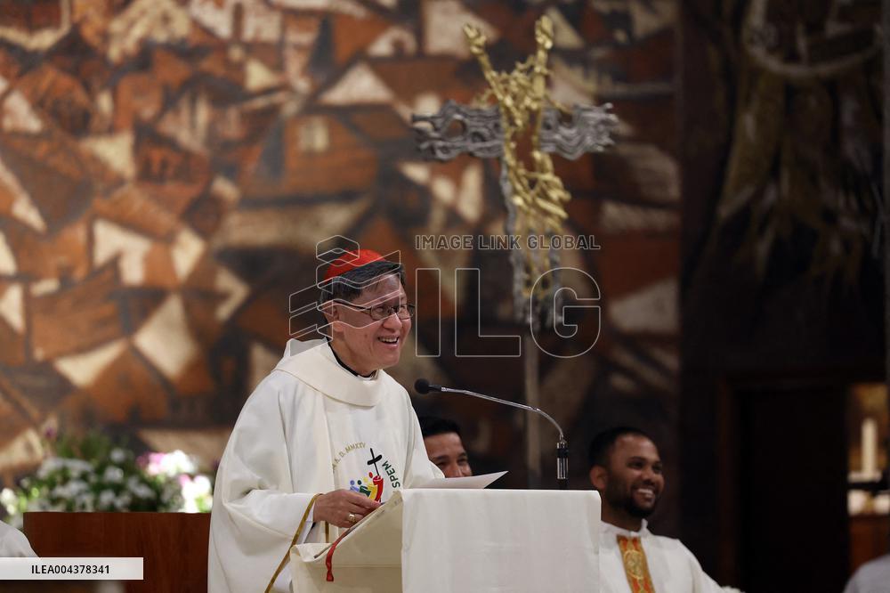 Cardinal Tagle Celebrates Mass in Centocelle - Rome