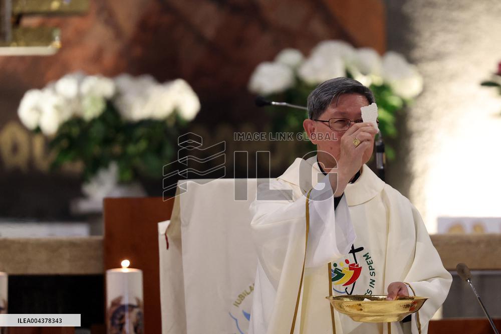 Cardinal Tagle Celebrates Mass in Centocelle - Rome