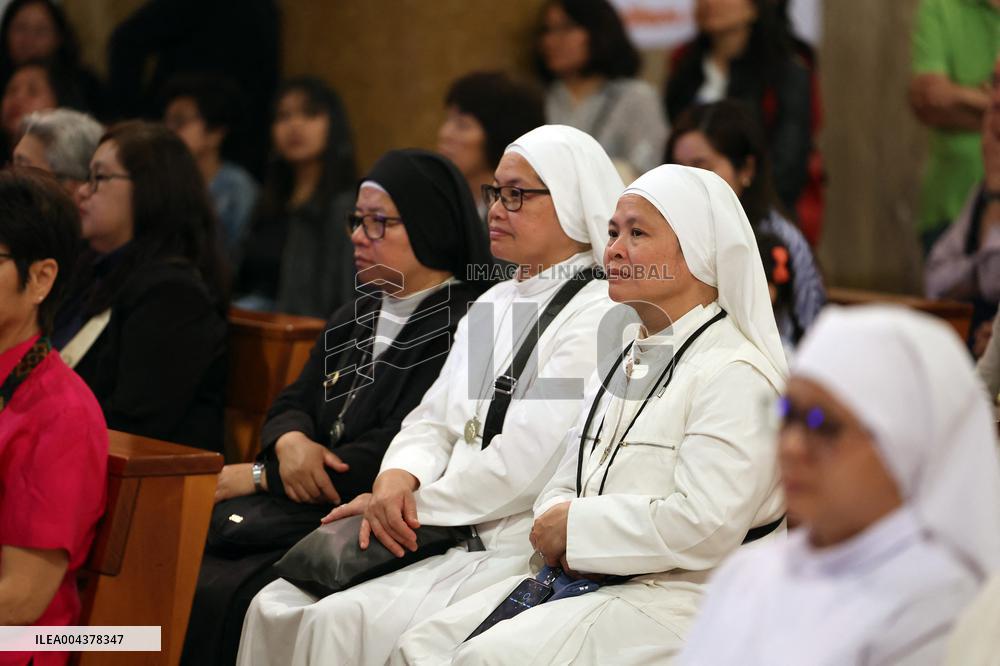 Cardinal Tagle Celebrates Mass in Centocelle - Rome