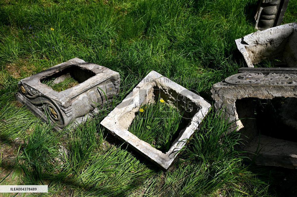 Exhumation of Soviet burials at Hill of Glory in Lviv