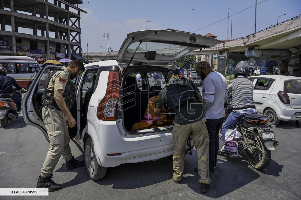 Security Heightened in Kashmir After Pahalgam Attack - India