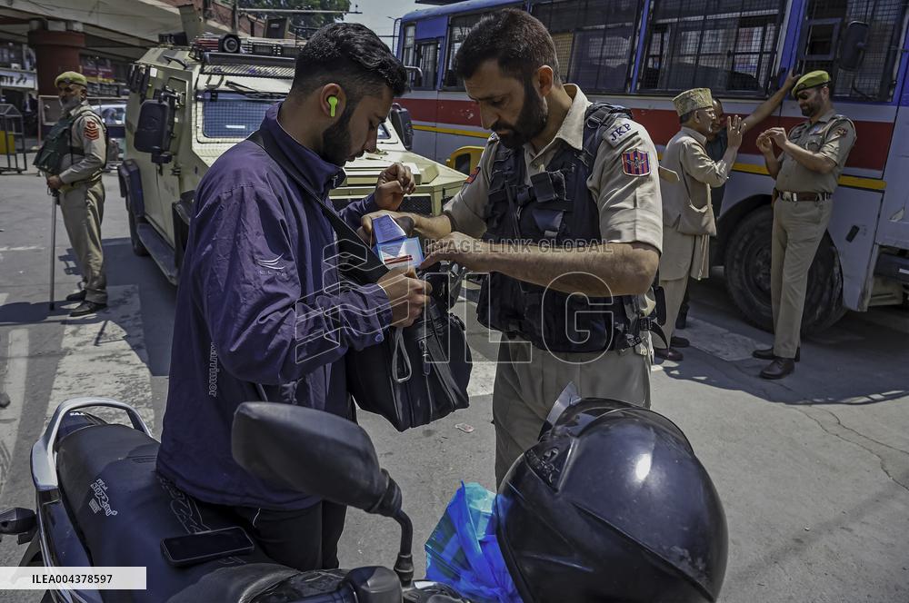 Security Heightened in Kashmir After Pahalgam Attack - India